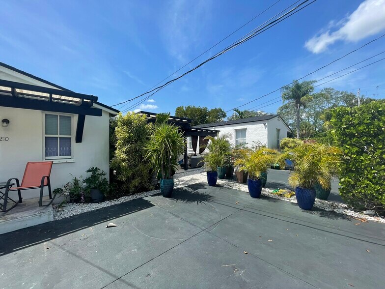 More Photos Of 210 NE 110th St, Miami Multifamily For Sale