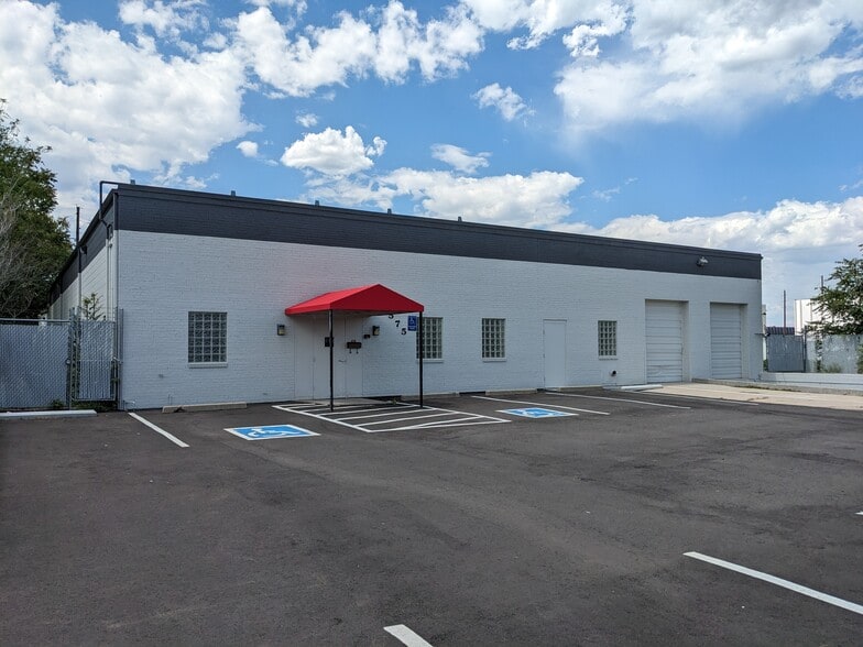 Primary Photo Of 4575 Joliet St, Denver Warehouse For Lease