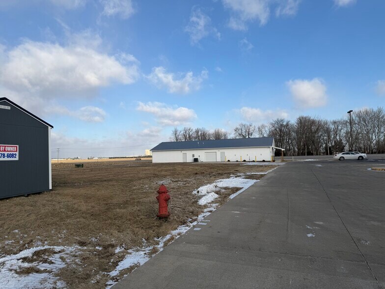 More Photos Of 205 Wiley ave, Washington General Retail For Sale