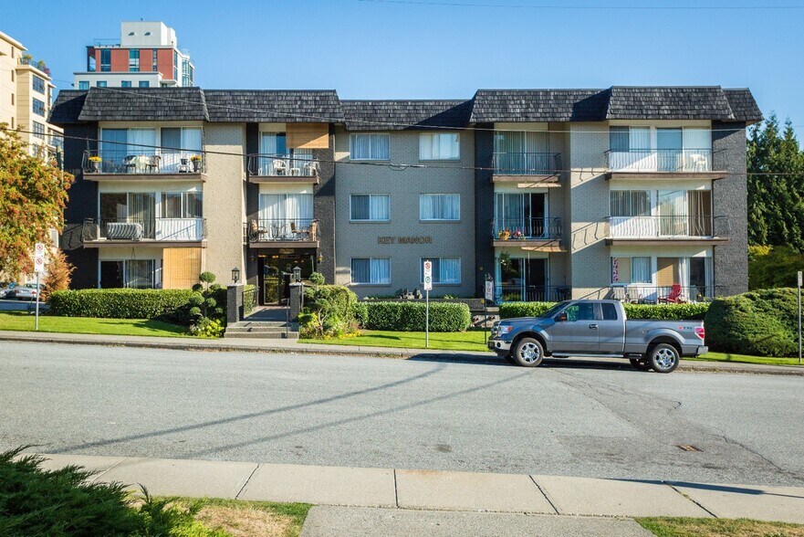 Primary Photo Of 610 Blackford St, New Westminster Apartments For Sale