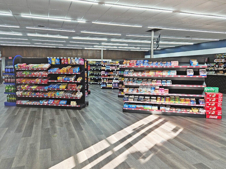 More Photos Of 110 Railroad St, Cambridge Springs Freestanding For Sale