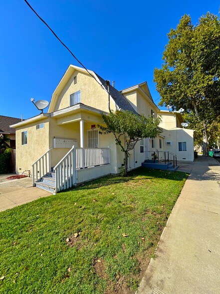 More Photos Of 101 De Force Ave, Lodi Apartments For Sale