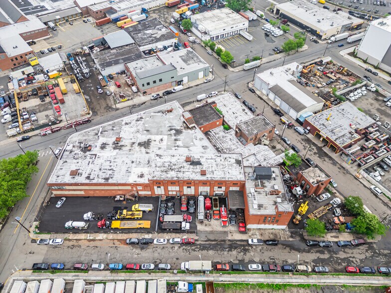 More Photos Of 150 Avenue L, Newark Warehouse For Sale