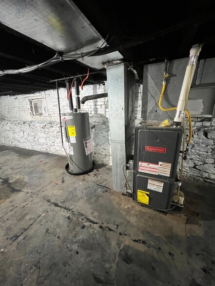 More Photos Of 921-929 W 3rd st, Chester Multifamily For Sale