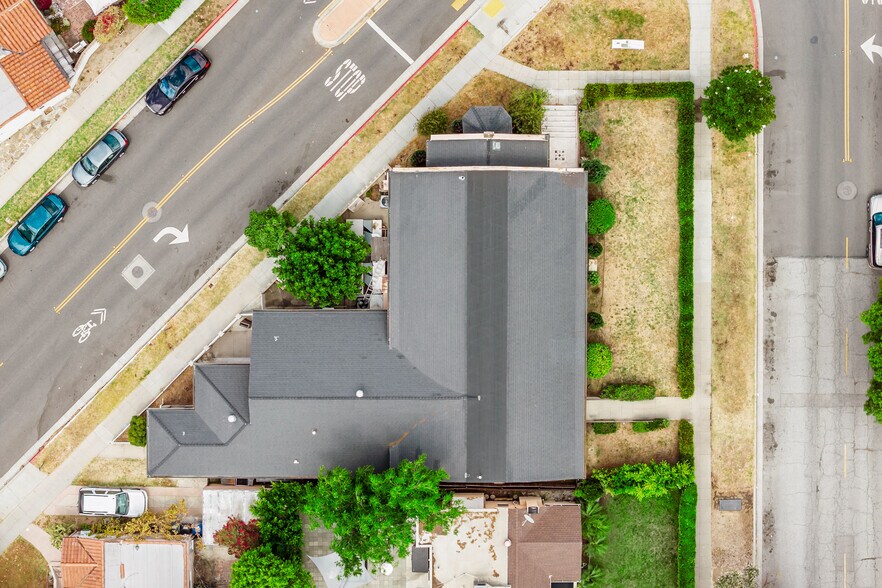 More Photos Of 632 W Stocker St, Glendale Religious Facility For Sale