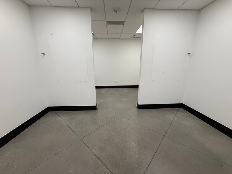 More Photos Of 3000 S Sierra Vista Way, Provo Warehouse For Lease