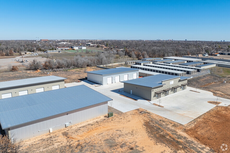 More Photos Of 2400 N Wilburn, Bethany Unknown For Lease