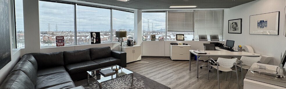 More Photos Of 2800 Skymark Ave, Mississauga Office For Sale