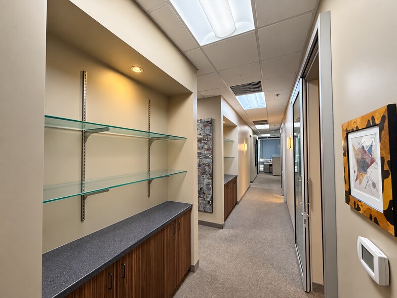 More Photos Of 1255 W Rio Salado Pkwy, Tempe Office For Sale
