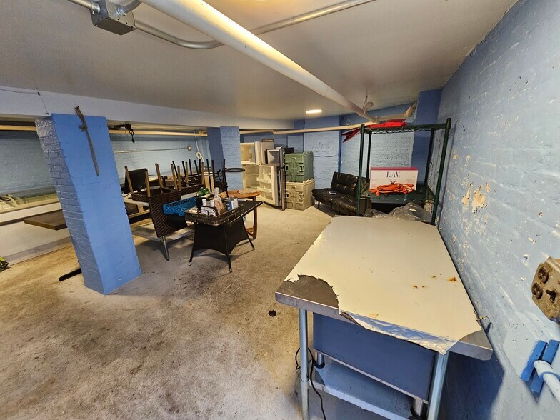 More Photos Of 463 4th Ave, Brooklyn Apartments For Lease