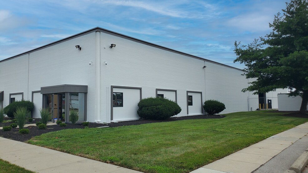 More Photos Of 4500 Groves Rd, Columbus Warehouse For Lease