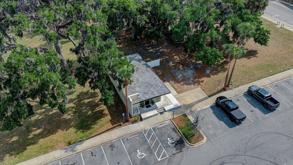 More Photos Of 203 Laurel St, Palatka Office For Sale