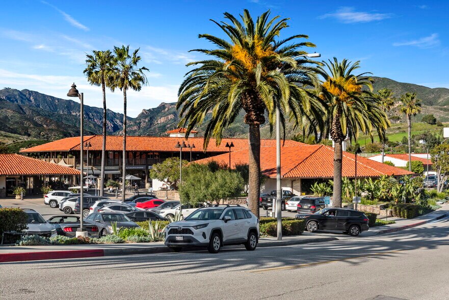 More Photos Of 29169-29211 Heathercliff Rd, Malibu Unknown For Lease