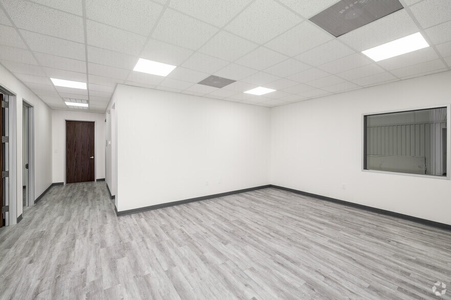 More Photos Of 12822 Cypress Valley Rd, Cypress Warehouse For Sale