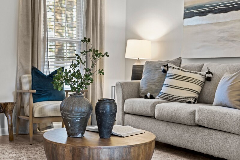 More Photos Of 366-370 W Oak Ave, Wake Forest Apartments For Sale