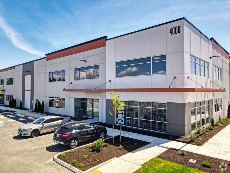 More Photos Of 4000 156th St NE, Marysville Distribution For Lease