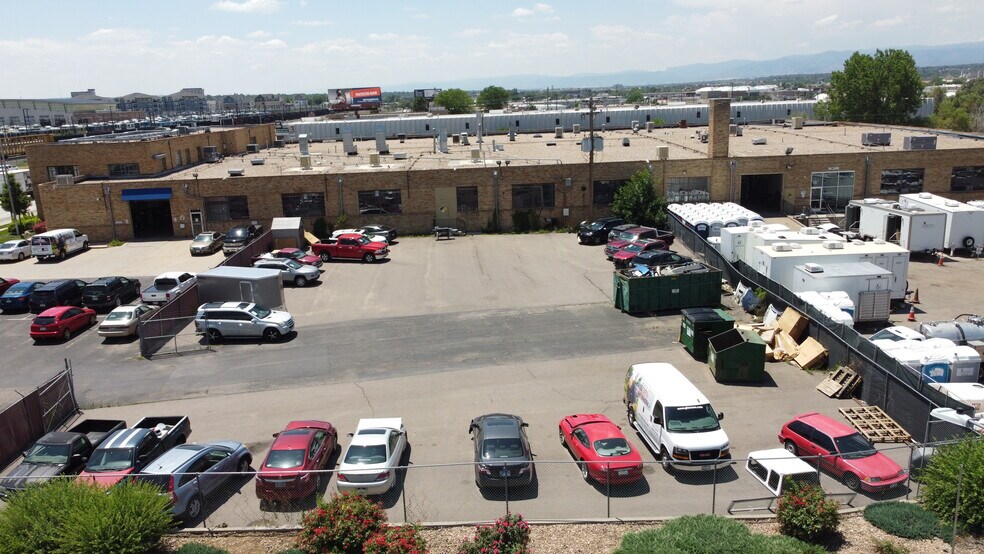 More Photos Of 2555 S Santa Fe Dr, Denver Light Distribution For Lease