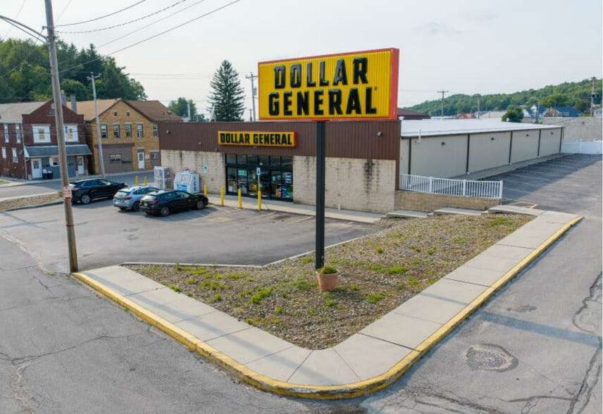 More Photos Of 616 Main St, Gallitzin Freestanding For Sale
