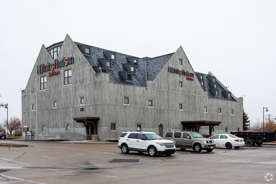 More Photos Of 644 N 2000 W, Lindon Office For Sale