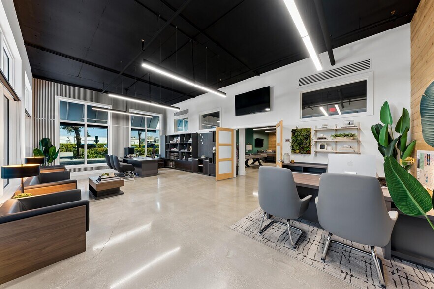 More Photos Of 826 N Dixie Hwy, Lantana Apartments For Sale