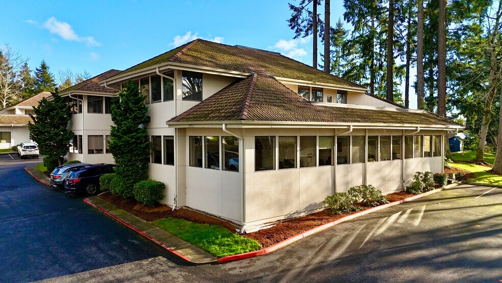 More Photos Of 365 118th Ave SE, Bellevue Office For Sale