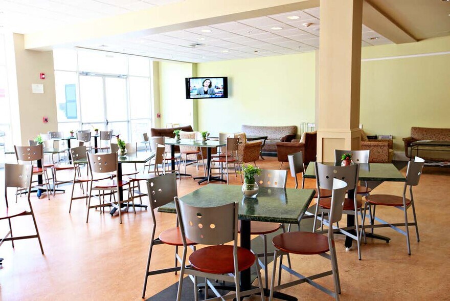 More Photos Of 8300 Health Park, Raleigh Medical For Lease