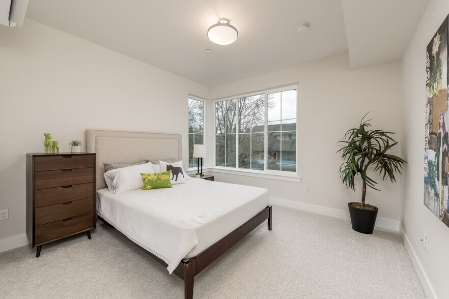 More Photos Of 3591 N Michigan Ave, Portland Apartments For Sale