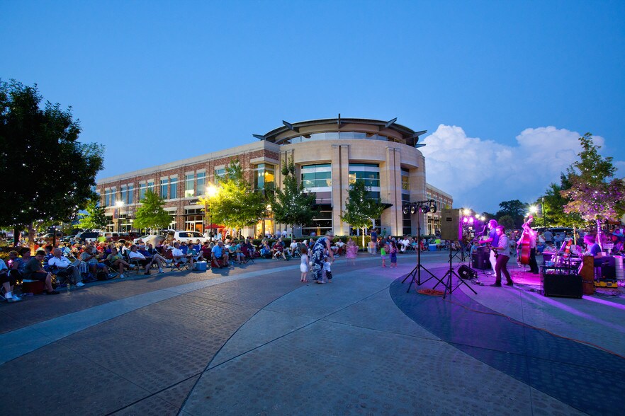 More Photos Of 1660 W Lake Houston Pky, Kingwood Unknown For Lease