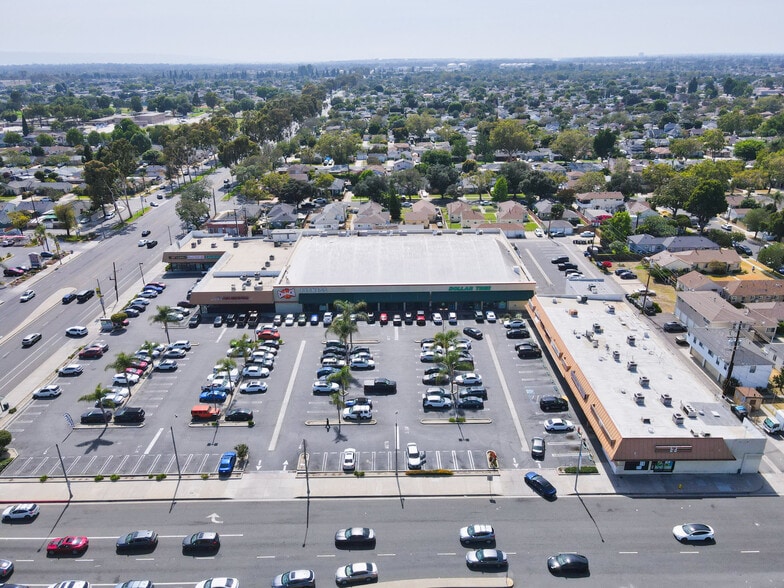 More Photos Of 5835 Bellflower Blvd Unit C, Lakewood Storefront For Lease