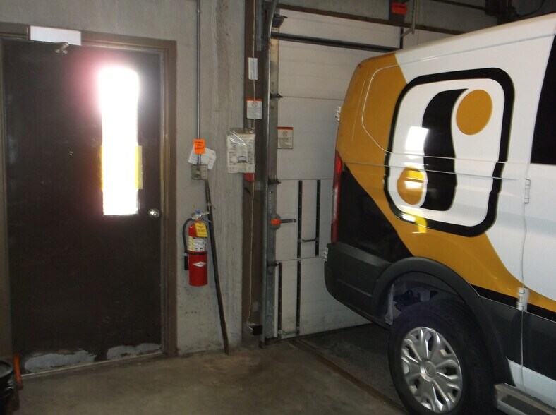 More Photos Of 1465 S Washburn St, Oshkosh Industrial For Sale