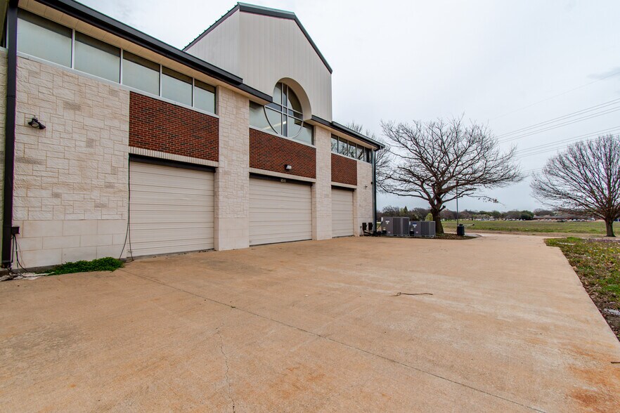 More Photos Of 1450 N Redbud Blvd, McKinney Medical For Lease