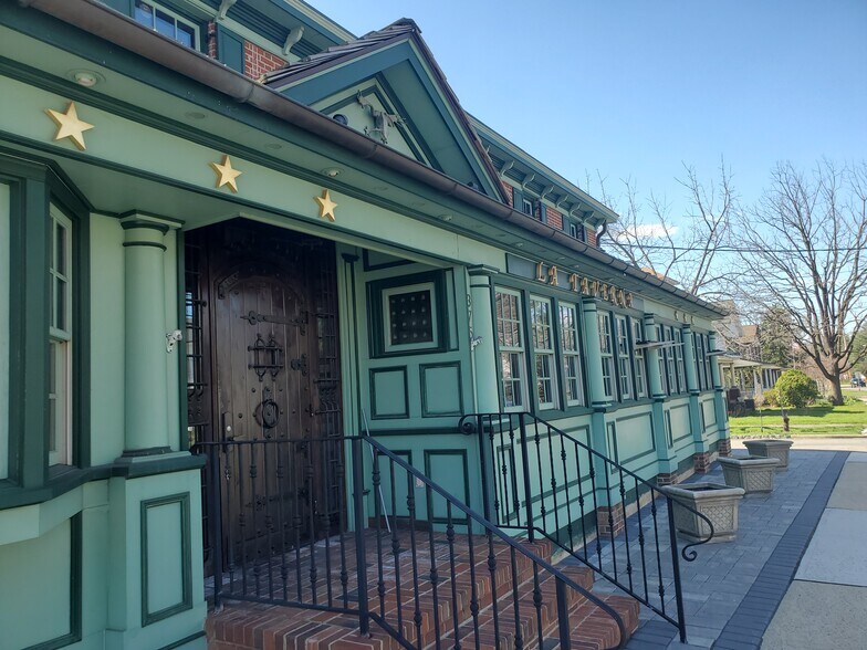 More Photos Of 375 Georges Rd, Dayton Restaurant For Sale