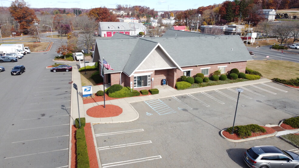 Primary Photo Of 700 Route 15 S, Lake Hopatcong Post Office For Sale