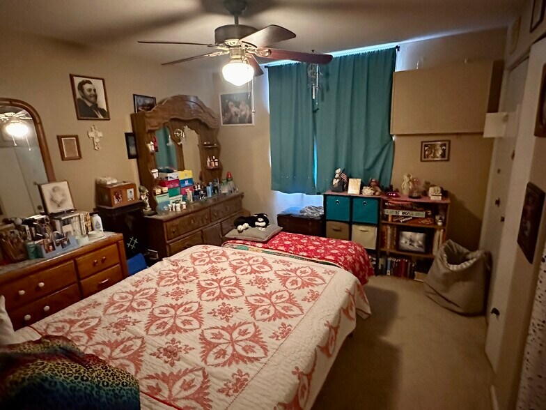 More Photos Of 220 28th Street Dr SE, Cedar Rapids Apartments For Sale