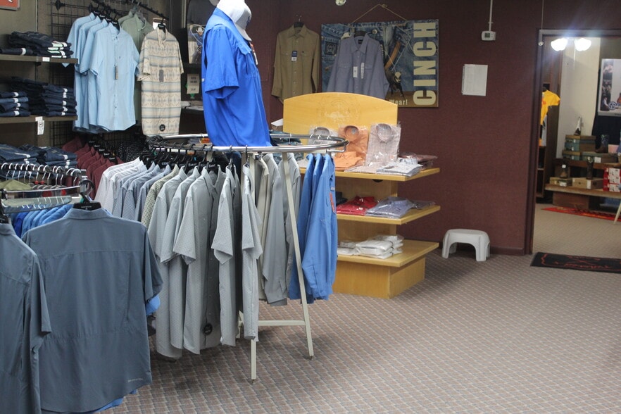 More Photos Of 1107 S 1st St, Clayton General Retail For Sale