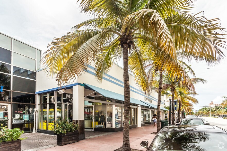 More Photos Of 1121-1141 Washington Ave, Miami Beach Storefront For Lease