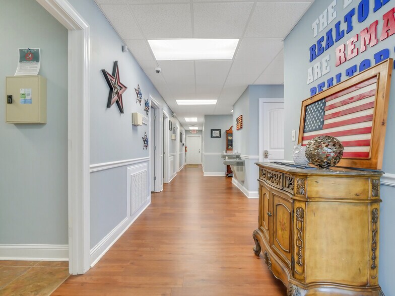 More Photos Of 1453 W Oglethorpe Hwy, Hinesville Office Residential For Lease