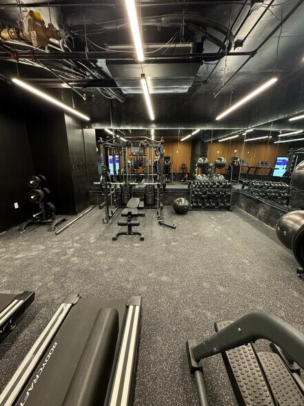 More Photos Of 1162 Broadway, New York Office For Lease