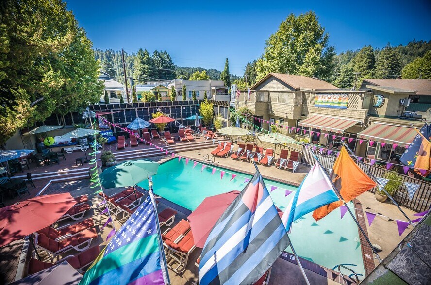 More Photos Of 16390 4th St, Guerneville Hotel For Sale
