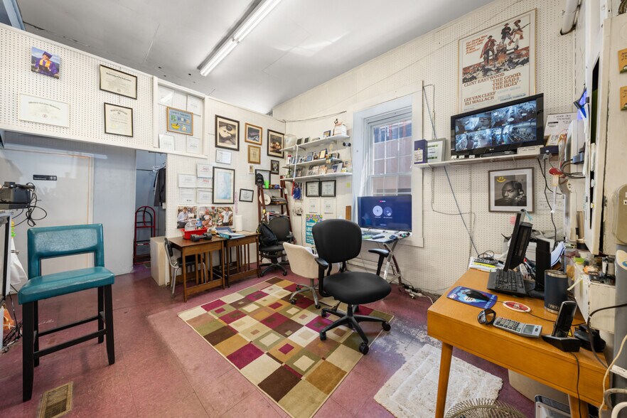 More Photos Of 117 N Main St, Roxboro Storefront Retail Office For Sale
