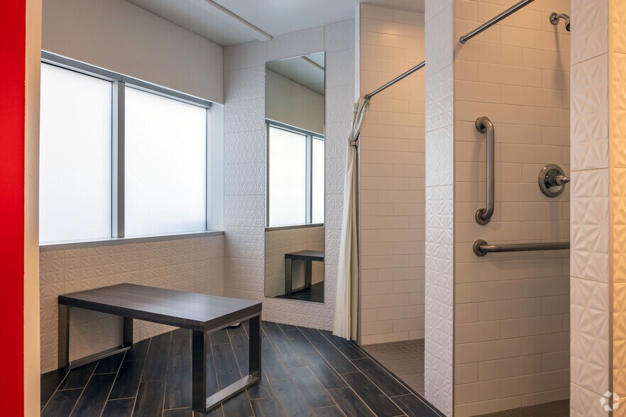 More Photos Of 600 17th St, Denver Coworking Space