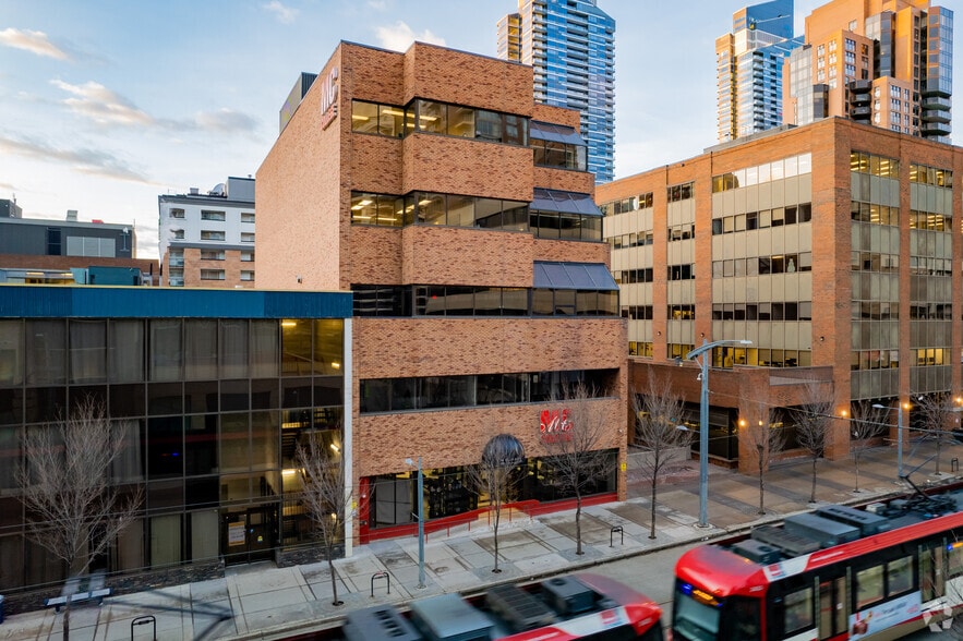 Primary Photo Of 1023 7th Ave SW, Calgary Schools For Lease