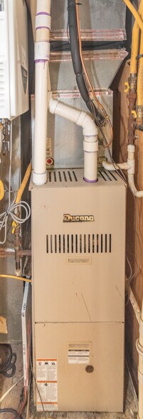 More Photos Of 2445 Lakeview Ave, Baltimore Apartments For Sale