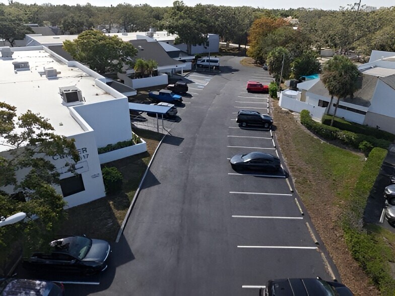 More Photos Of 617 Lakeview Rd, Clearwater Medical For Lease