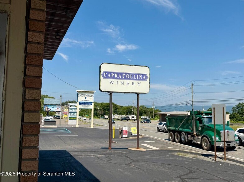 More Photos Of 1971 Scranton Carbondale Hwy, Blakely Freestanding For Lease