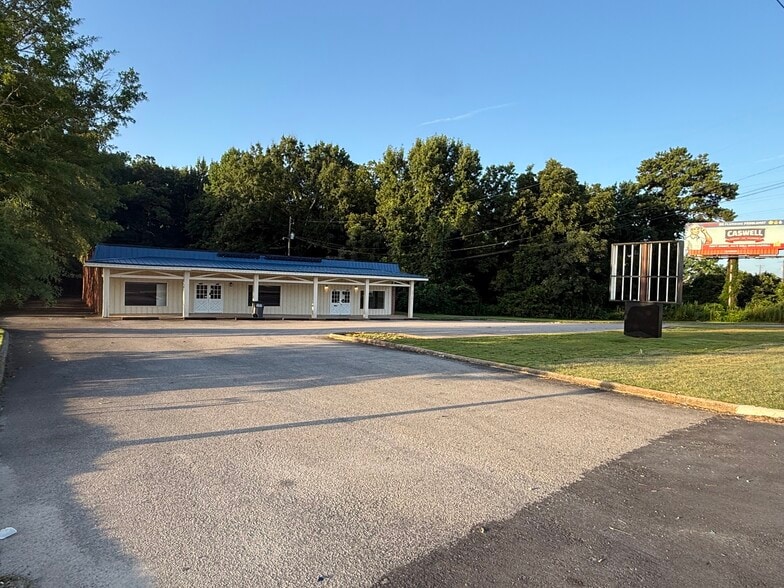 Primary Photo Of 3713-3715 Pepperell Pky, Opelika Freestanding For Sale