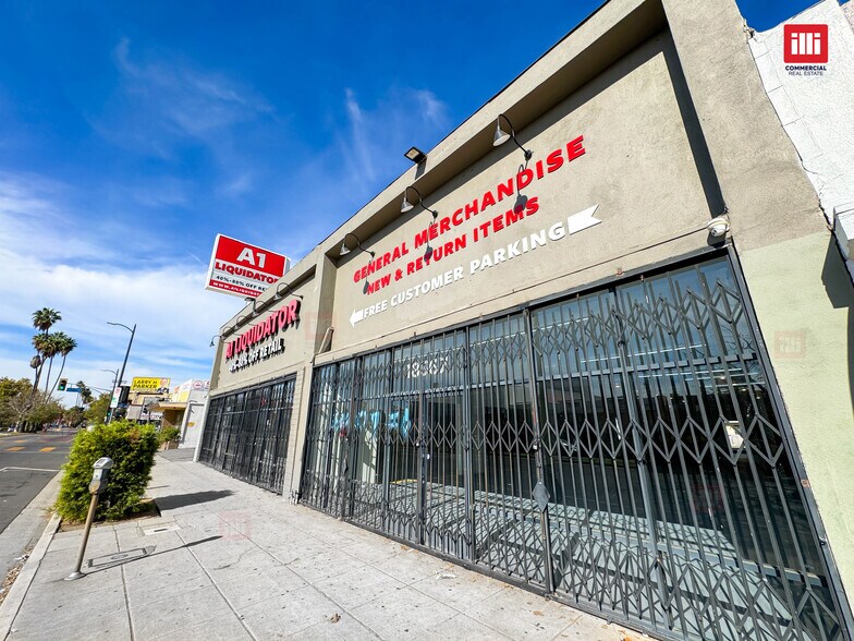 More Photos Of 18567-18573 Sherman Way, Reseda Storefront Retail Office For Lease