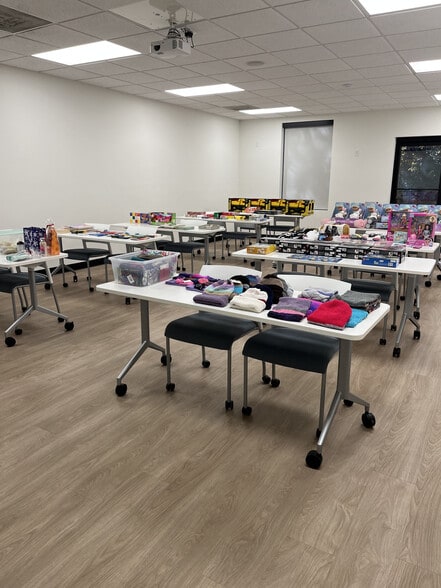 More Photos Of 601 Cascade Pointe Ln, Cary Office For Sale