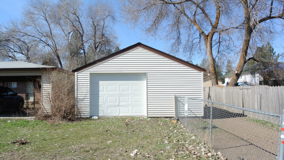 More Photos Of 6408-6412 N Normandie St, Spokane Multifamily For Sale
