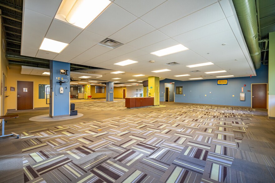 More Photos Of 170 Taylor Station Rd, Columbus Medical For Lease